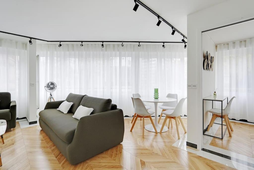 Appartement Cosy Pour 4 A La Villette - Париж Екстериор снимка