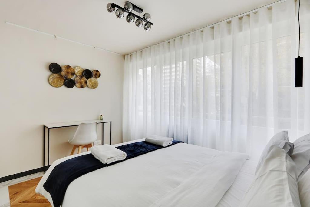 Appartement Cosy Pour 4 A La Villette - Париж Екстериор снимка